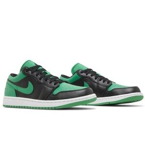 Air Jordan 1 Low “Black/Lucky Green” sz12